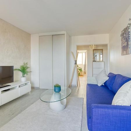 ロンジュモーEscale De L'Yvette - 50M2 Cosy, Balcony & Parkingアパートメント エクステリア 写真