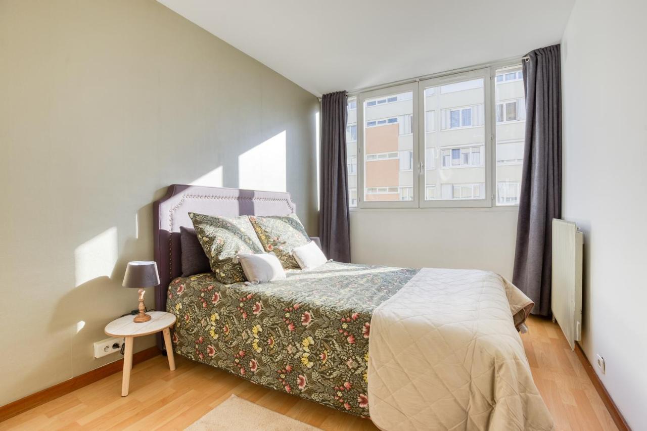 ロンジュモーEscale De L'Yvette - 50M2 Cosy, Balcony & Parkingアパートメント エクステリア 写真