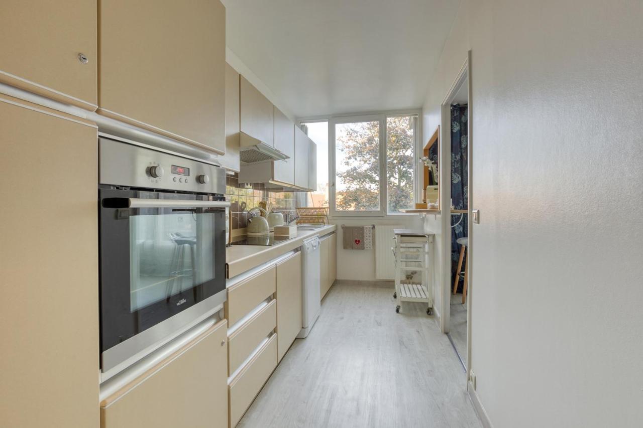 ロンジュモーEscale De L'Yvette - 50M2 Cosy, Balcony & Parkingアパートメント エクステリア 写真